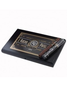 ROCKY PATEL VINTAGE 1992 DELUXE TORO TUBO - купить в интернет-магазине Havana Smoke