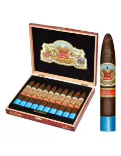 Сигара Perez Carrillo La Historia Regalias D'Celia Piramides 